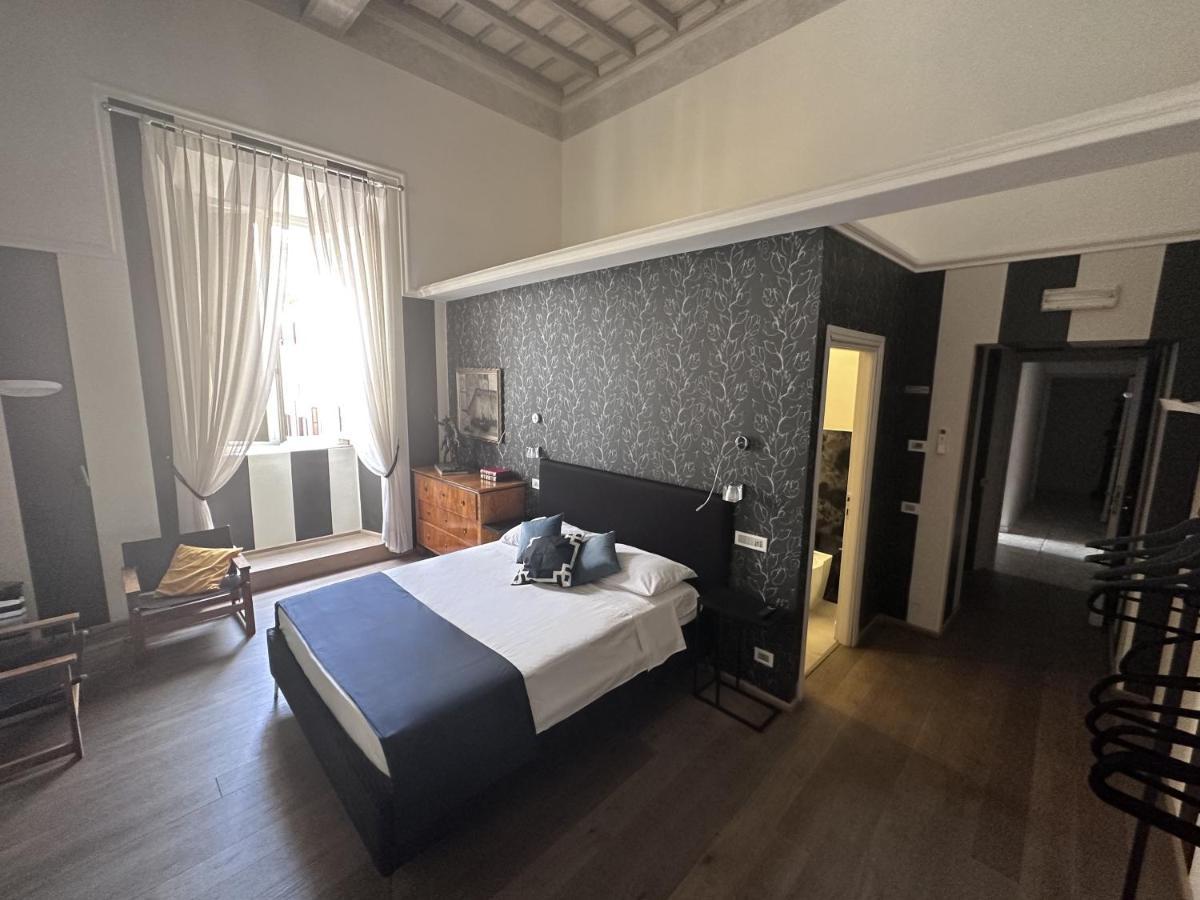 New! Bellissimo Palazzofranchi Pantheon Apartamento Roma