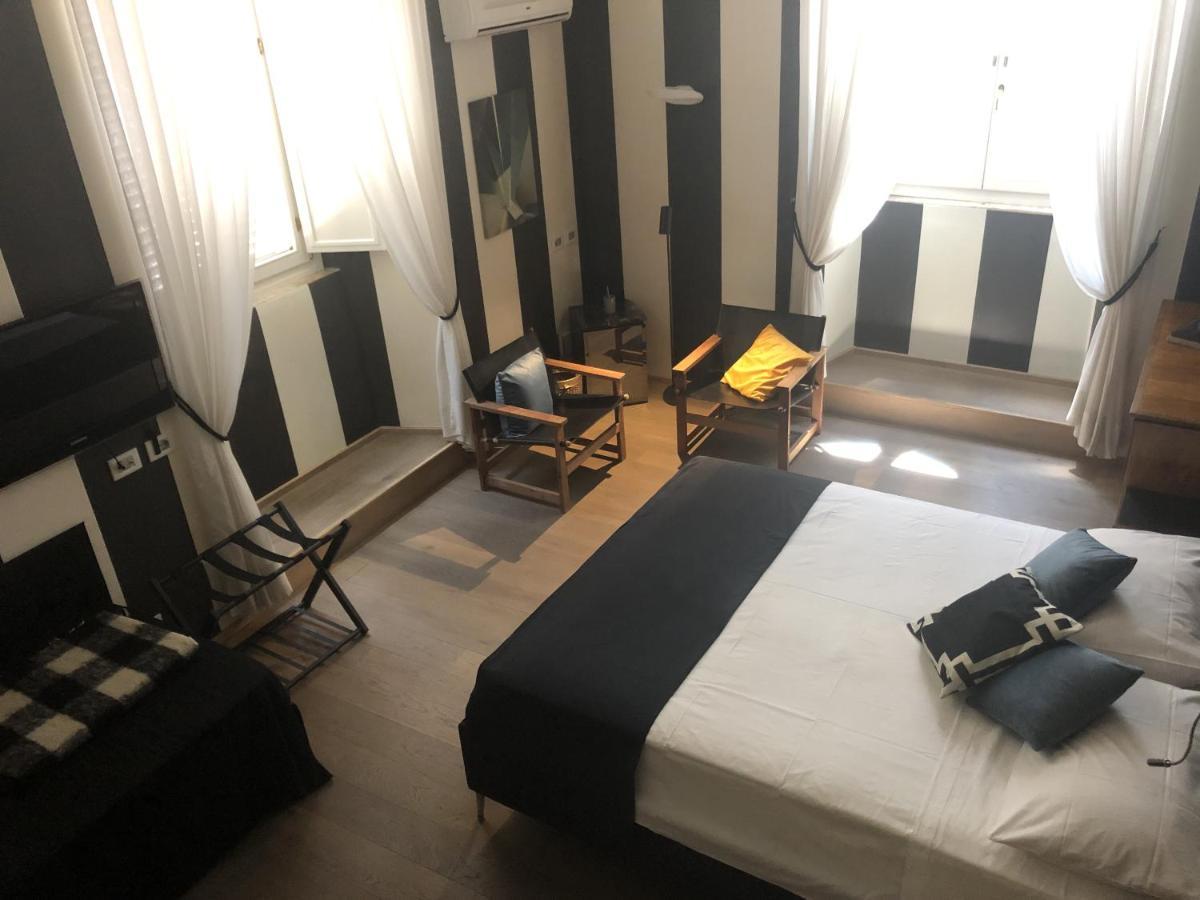 New! Bellissimo Palazzofranchi Pantheon Apartamento Roma